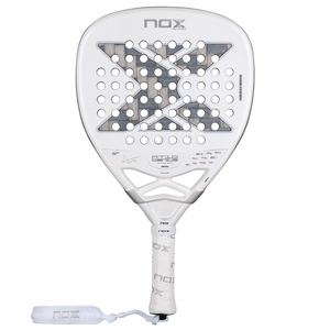 Pala de Padel Nox AT10 Genius Attack 12K Alum XTREM + Tarro de pelotas +Overgrip + Protector