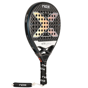 Pala Padel Nox AT10 Genius 12K By Agustin Tapia (360-375gr) 2024 Tarro de Pelotas+Overgrip+Funda