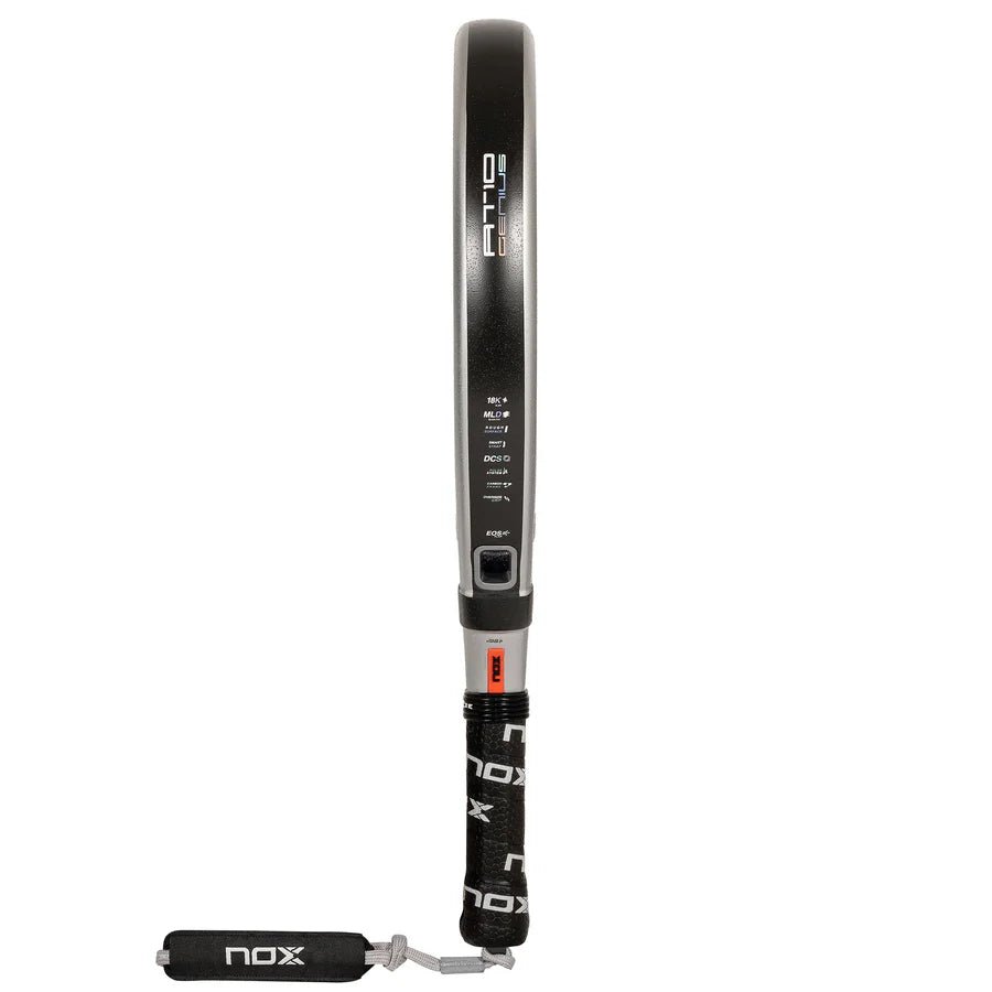 Pala Padel Nox AT10 Genius 18K By Agustin Tapia (360 - 375gr) 2024+Tarro de pelotas+Overgrip+Protector+Funda - Sur SportsPalas