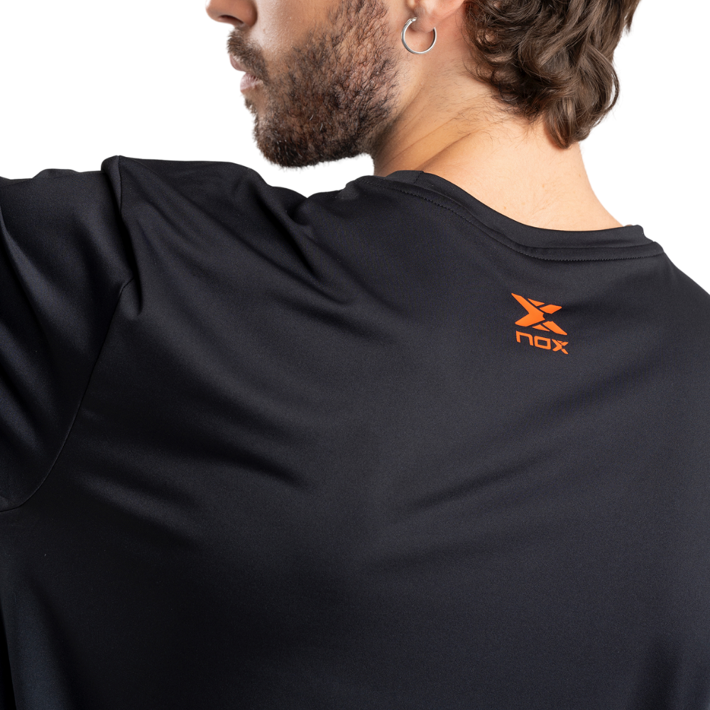 polera-nox-team-regular-negra1